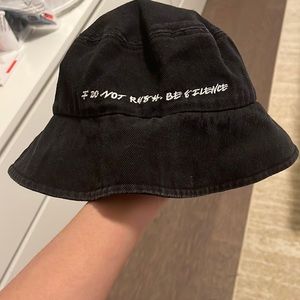 UO Cute bucket hat